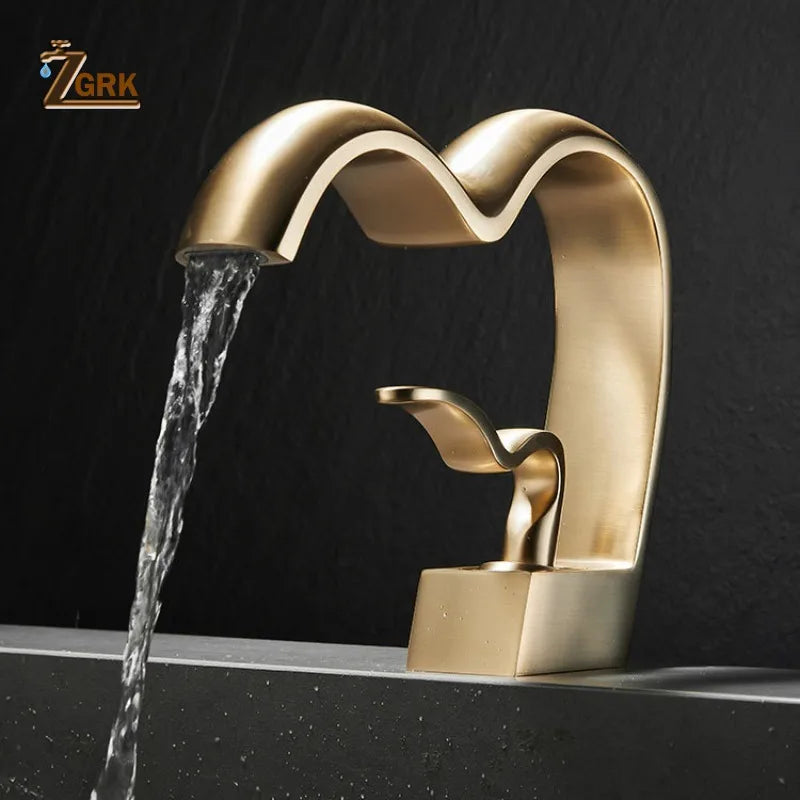 Brass Bathroom Waterfall Faucet Hot Cold Basin Sink Tap Creative Heart-shaped Bath Vanity Mixer Faucets torneira pia banheiro Innova Techno