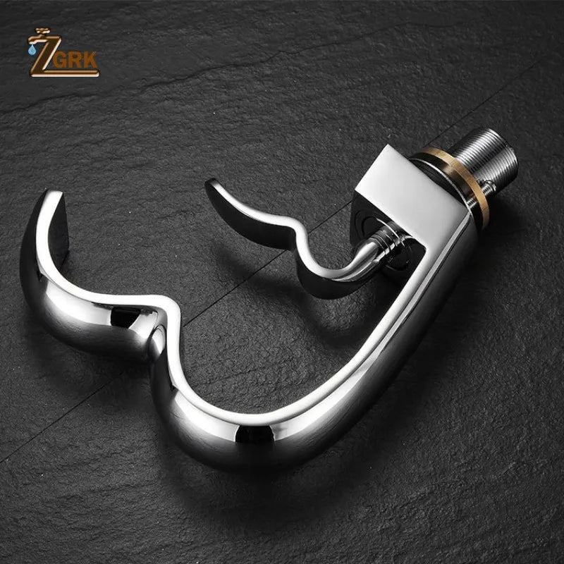 Brass Bathroom Waterfall Faucet Hot Cold Basin Sink Tap Creative Heart-shaped Bath Vanity Mixer Faucets torneira pia banheiro Innova Techno